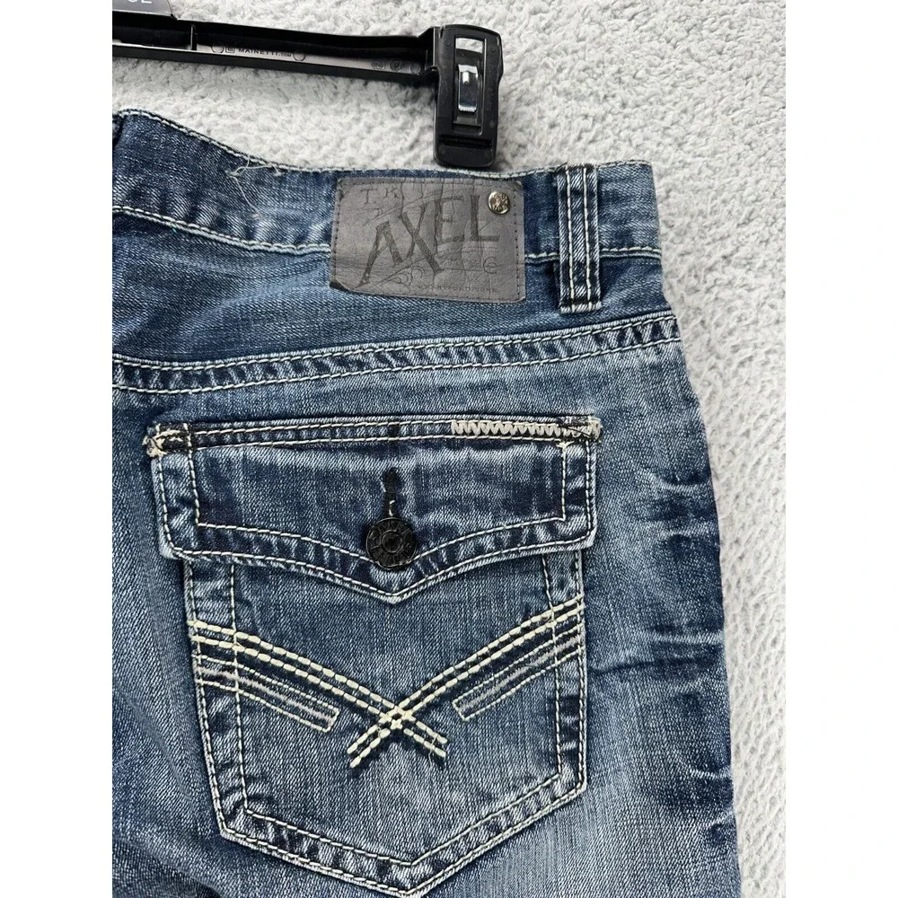 T.K. Axel Jeans Mens 32X32 Treadwell Blue Distressed Relaxed Straight Denim Pant - Picture 7 of 10